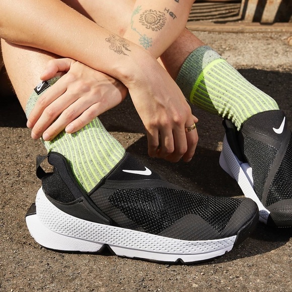 NWT NIKE Go FlyEase Easy On/Off Shoes Black Sz 6 - Picture 2 of 16